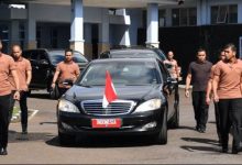 Sebenarnya, warga amerika tembak calon presidenya sendiri.