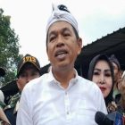 H. Dedi Mulyadi terharu pada keluarga korban, mendengar tersenduh-senduh.