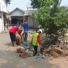 Sesuai aturan undang-undang pihak lembaga atau pihak perusahaan yang mengerjakan proyek setidak informasi sangat penting.