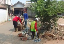 Sesuai aturan undang-undang pihak lembaga atau pihak perusahaan yang mengerjakan proyek setidak informasi sangat penting.