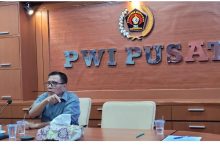 HENDRY CH BANGUN MASIH SAH SEBAGAI KETUA PWI PUSAT.