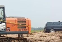 Tim Pol.PP Kab Tangerang agar di periksa dan kasat tangkap diduga penyegelan pakai palastik.