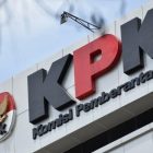 Waduh KPK perang dengan Gratifikasi dugaan Suap sudah masuk lembaga KPK.
