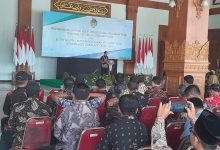 Penyerahan laporan hasil pemeriksaan (LHP) inspektorat kabupaten Madiun tahun 24.
