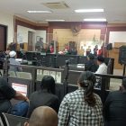 Sidang kasus anggota TNI jaksa di marahi hakim karna di anggap tidak profesional.