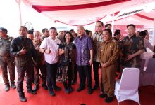 Pj Gubernur Banten Al Muktabar Hadiri Groundbreaking Rumah Gratis Bagi Masyarakat Berpenghasilan Rendah.