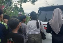 Preman mamfaatkan keramaian di jadikan uang, permotor Rp. 35,000.