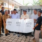 Pj Gubernur Banten Al Muktabar Cek Kesiapan Distribusi Logistik Pilkada Serentak 2024.