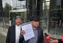 Boyamin melalui pengacaranya, pihak KPK usut tuntas hal ini puluhan triliun rupiah jual beli laut.
