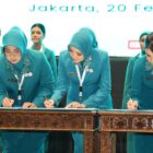 Tinawati Andra Soni Dilantik Tri Tito Karnavian Sebagai Ketua TP PKK dan Pembina Posyandu Provinsi Banten.
