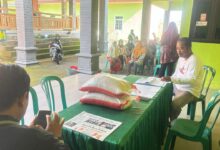 Desa kertobanyon saluran bantuan sembako terdampak banjir dan lansia.