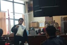 Loukence kendalikan narkotika antar negara seret ibu rumah tangga masuk penjara.