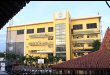 GUSTI KRISNA DEWI TIDAK MAU BAYAR KONTRAK SEWA TANAH DAN GEDUNG UNIVERSITAS DAN SMK DILAPORKAN KE POLISI.