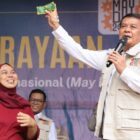 Bupati Tangerang mendorong pihak pengusaha agar memperhatikan sosial dan lingkungan.