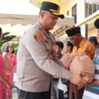 Hari Bhayangkara Ke-79,Kapolres Batu Bara Berikan Bantuan Sosial kepada Kaum Duafa dan Masyarakat Kurang Mampu.