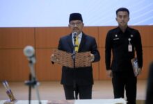 H. Sachrudin Walikota : Pelantikan tersebut juga mencakup 3 (tiga) jabatan Administrator dan Pengawas pada RSUD Panunggangan Barat.