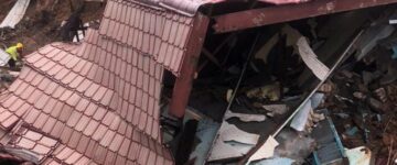 Sat Reskrim Polres Batu Bara Lakukan Bakti Sosial, Bantu Warga Terdampak Bencana Alam.