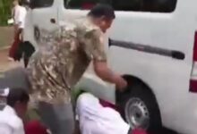 Orang tua dan guru melihat kejadian seminggu lalu belum terima oleh otak sehat, nabrak anak SDN.