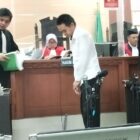 Diduga Suryadi di jebak bos Mafia bekerja sama dengan oknum polisi.