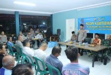 Ngopi Kamtibmas di Cipondoh, Kapolres Metro Tangerang Kota Ajak Warga Bersama Cegah Tawuran dan Narkoba.