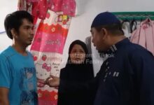  BEGITU MIRISNYA KEMISKINAN DI NEGERI KONOHA SAMPAI RAMBUT DIPOTONG DIJUAL UTK MAKAN.