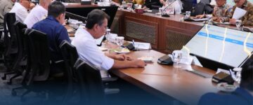 Pemerintah berencana memperkuat pelaksanaan pengendalian alih fungsi lahan sawah melalui.