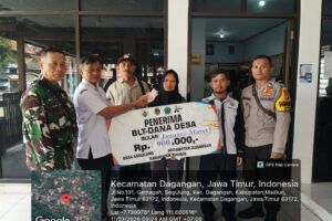 Penyaluran bantuan langsung tunai dana desa (BLT dd) tahun 2026 di balai desa segulung.