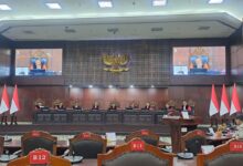 MK tolak ada perbedaan antara PNS dengan PPPK, karena melanggar aturan UUD 1945.