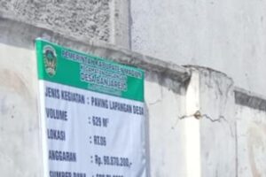 Pemerintah Desa Banjarejo Bangun Pavingisasi Lapangan Desa Menggunakan Dana SILPA Tahun Anggaran 2025.