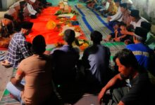 Warga Kelurahan Nambangan Kidul RT 21 dan RT 12 Gelar Bersih Desa dan Kirim Doa untuk Leluhur, Lestarikan Tradisi Sejarah.