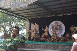 Lomba Dongkrek Tingkat SD 3dan SMP 9 Kabupaten Madiun Digelar, Desa Mejayan Resmi Ditetapkan Sebagai “Mejayan Bumi Dongkrek.