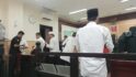 Mengaku wartawan dan polisi 6 terdakwa memeras pedagang rokok ilegal terancam 9 tahun penjara.